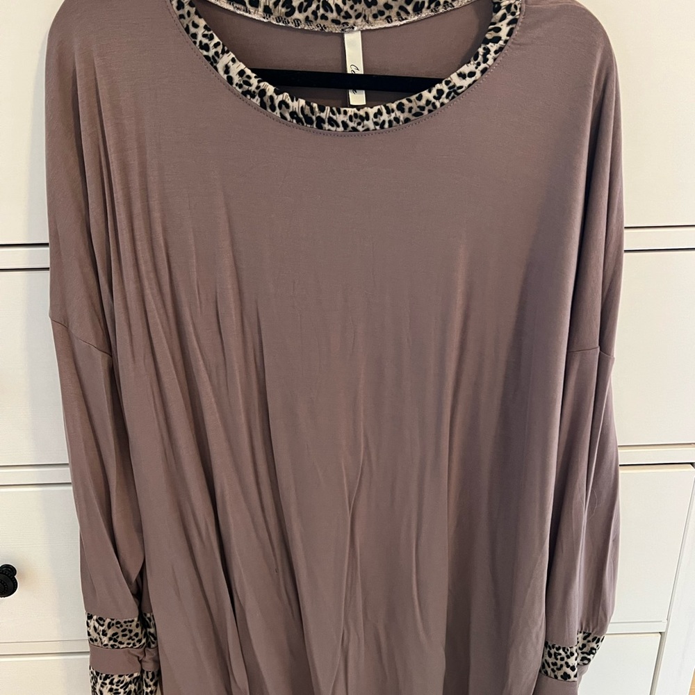 Celeste leopard trim too